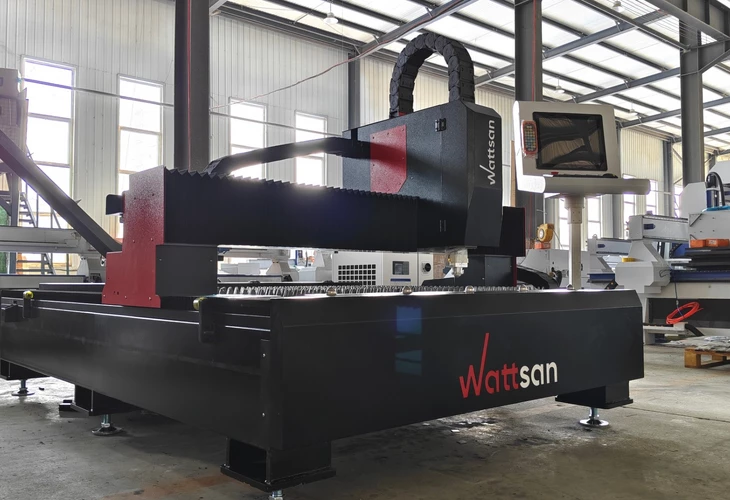 Почему предприятия Беларуси переходят на лазерные ЧПУ станки